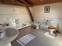 Charmante Maison en Pierre dans un Village Tranquille – Idéale comme Résidence Secondaire