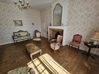 Belle Maison De Ville Avec Jardin Clos de Murs