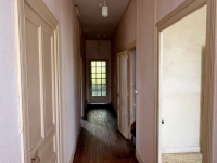 Stone House with Great Potential – 3 Bedrooms, Garden, and Attic to Convert