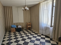 Belle Maison De Ville Avec Jardin Clos de Murs