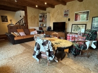 Belle Charentaise Avec 4 Chambres Et Jardin Clos Sur 1433m²