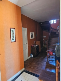Belle Maison De Ville Avec Jardin Clos de Murs