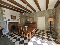 Belle Maison De Ville Avec Jardin Clos de Murs