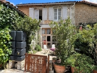 Nanteuil-En-Vallée Maison de Charme à l'Ancienne