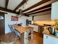 Superbe Maison Avec Gite, 5 Chambres et 6645m2 de Terrain