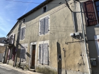 Ruffec Town Centre House For Sale : 4 Bedrooms And For Complete Renovation