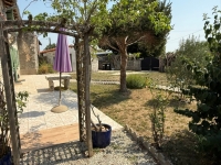 Maison en Pierre avec Studio, Garage et Jardin