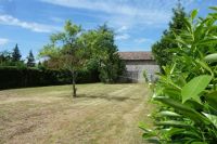 .Cosy 3 Bedroom Stone House with Private Gardens And A Barn.