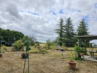 Pavillon Sur Sous Sol Avec Belles Vues et un Hectare De Jardin