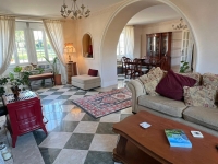 Beautiful 6 Bedroom House With Swimming Pool Near Aigre