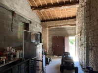 Maison De Campagne Située Au Calme A Vendre. 2 Chambres Et Grand Jardin