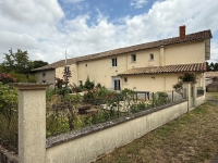 Grande Maison De Campagne Avec 5 Chambres Et Dépendances