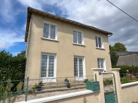 3 Bedroom Town House In Charroux : Quiet Location