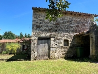 Beautiful Old House with Large Plot and Numerous Outbuildings