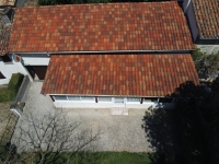 Maison De Campagne Située Au Calme A Vendre. 2 Chambres Et Grand Jardin
