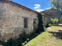 Beautiful Old House with Large Plot and Numerous Outbuildings