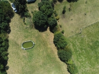 Belle Maison Ancienne avec Grand Terrain et Nombreuses Dépendances