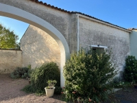 Belle Maison De 6 Chambres Avec Piscine Proche d'Aigre