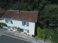 Maison de Village En Bordure de la Charente.