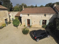 Superb 3 Bedroom Stone House with Heated Swimming Pool