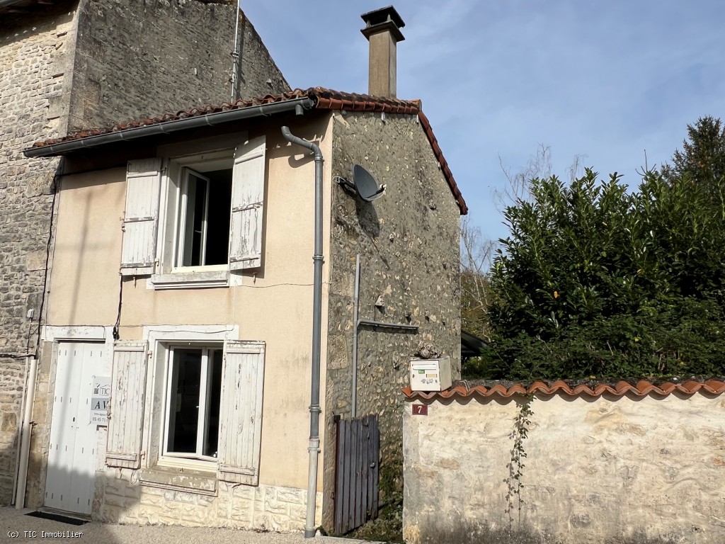 Small Cottage With 2nd Property To Renovate Close to Verteuil-Sur-Charente