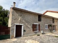 Charmante Maison en Pierre dans un Village Tranquille – Idéale comme Résidence Secondaire