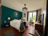 Superbe Maison Avec Gite, 5 Chambres et 6645m2 de Terrain