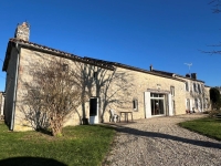 Beautiful Stone House with 5 Bedrooms and Swimming Pool. Gîte Possibility