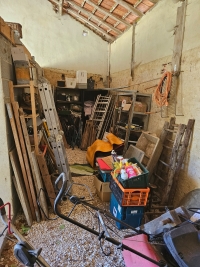 Superb Character House with 2 Bedrooms Between Champagne Mouton and Saint-Laurent-de-Céris