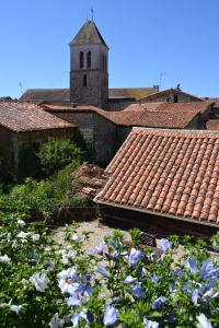 Perfect Holiday Home For Sale in Nanteuil-en-Vallée