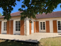 Très Beau Pavillon de plain-pied avec garage