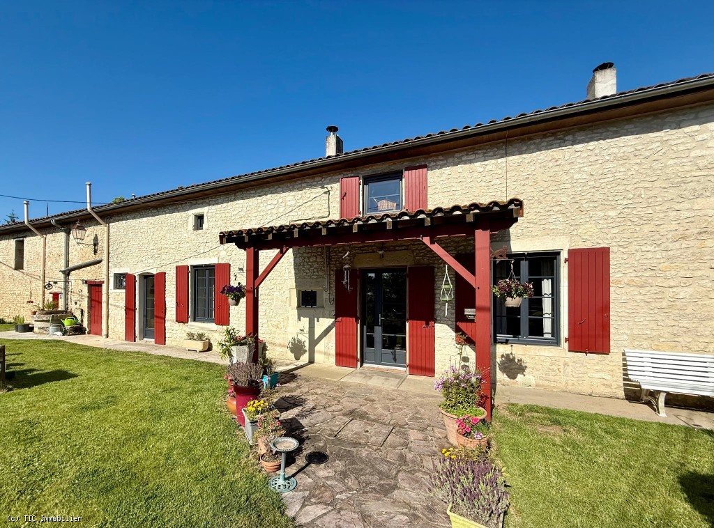 Grande Maison de 5 Chambres avec Grange