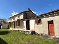 House with outbuildings and garden - Verteuil Sur Charente