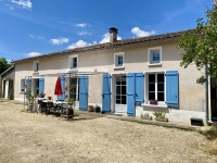 Very Pretty Stone Longère House with Private Gardens