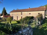 Belle Maison de Village près de Nanteuil en Vallée