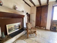 Pretty Charentais Cottage with 4 Bedrooms and Garden 10 Minutes from Sauze Vaussais