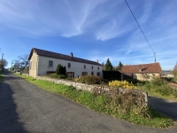 Belle Maison de Village près de Nanteuil en Vallée