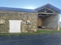 Très Belle Maison et Corps de Ferme près de Villefagnan