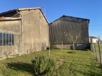 Très Belle Maison et Corps de Ferme près de Villefagnan