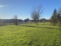 Très Belle Maison et Corps de Ferme près de Villefagnan