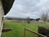 Très Belle Maison et Corps de Ferme près de Villefagnan