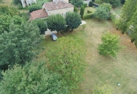 Jolie Maison De Campagne Avec Une Grange et Jardin