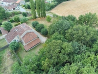 Jolie Maison De Campagne Avec Une Grange et Jardin