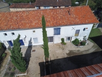 Belle Maison en Pierre avec Beau Jardin et Beaucoup de Dépendances