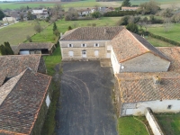 Beautiful Farmhouse and Outbuildings near to Villefagnan