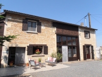 Beautiful Detached Renovated Barn Near Nanteuil-En-Vallée