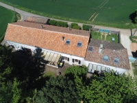 Belle Longère et Gite avec Terrain Près de Ruffec