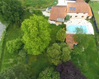 Spacious Family Home with Pool, 6 Bedrooms – Peaceful Hamlet Setting, 2.5 km from Village Centre