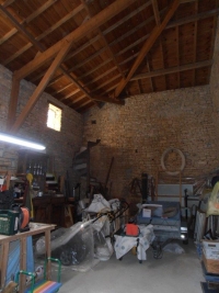 Jolie Maison De Campagne Avec Une Grange et Jardin