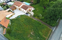 Spacious Family Home with Pool, 6 Bedrooms – Peaceful Hamlet Setting, 2.5 km from Village Centre